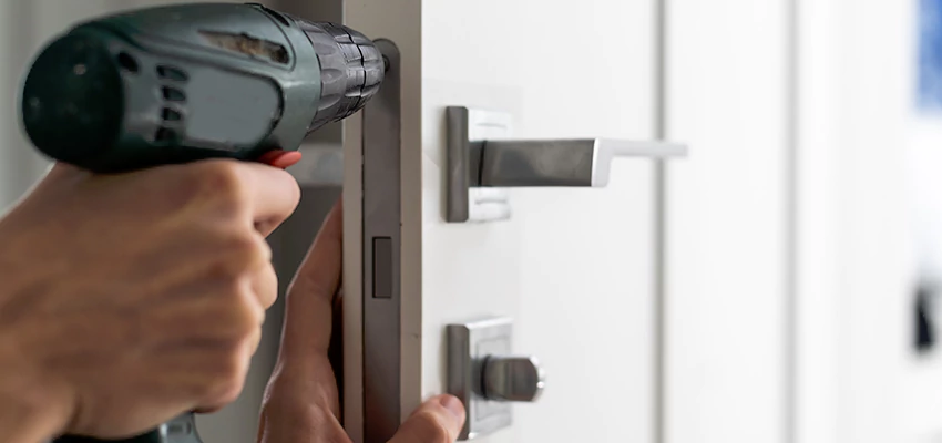 Locksmith For Lock Replacement Near Me in Saranap, CA